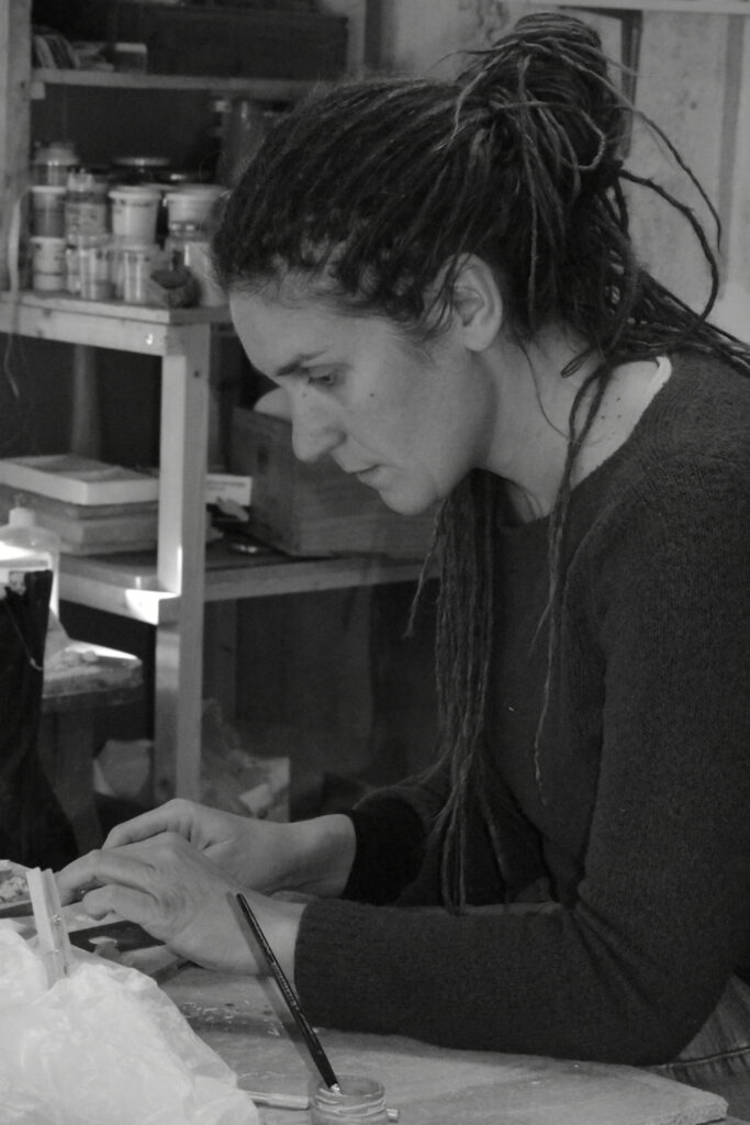 Artisan céramiste Lucie Sangoy vers Mâcon