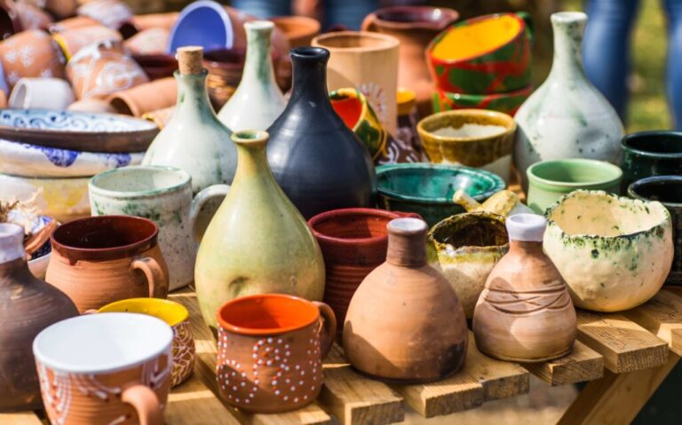 Lire la suite à propos de l’article La poterie, la céramique et leurs origines