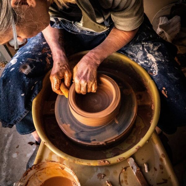 Stage de tournage poterie et céramique