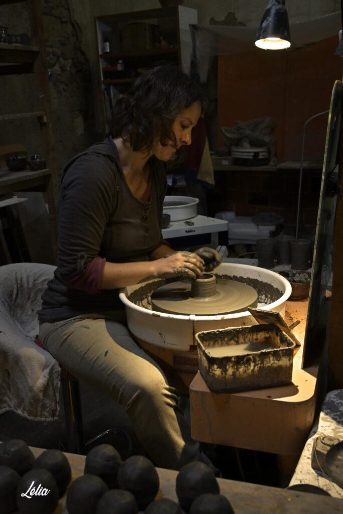 Coralie Agius, artisane céramiste et potier