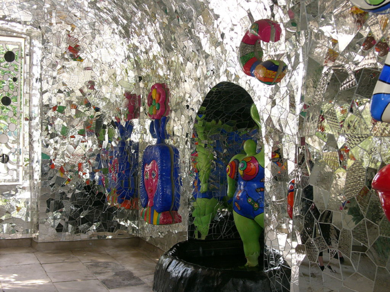 Lire la suite à propos de l’article L’utilisation de la mosaïque en tant qu’art décoratif