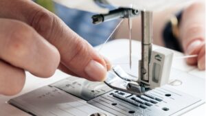 Cours et formation couture avec un couturier en Normandie à Fécamp