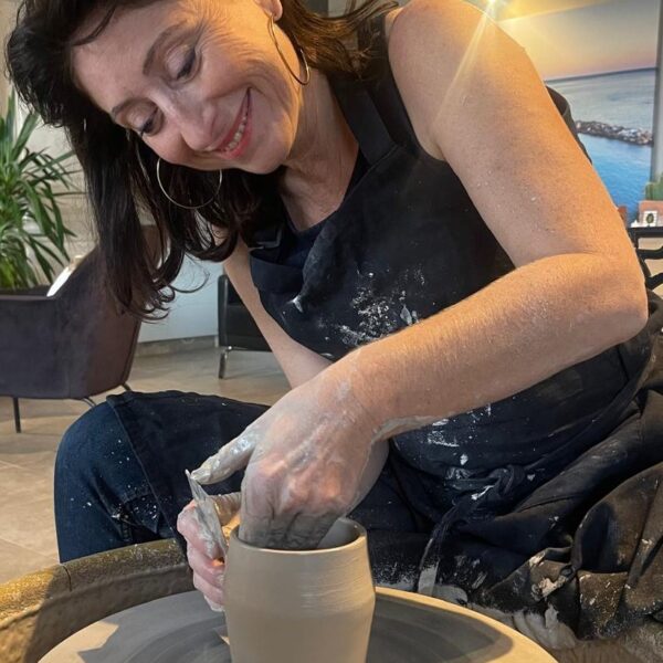 Aude, céramiste et potière à Aix-en-Provence