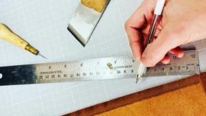 Formation Maroquinerie Gainerie d'art à Paris : Les Essentiels