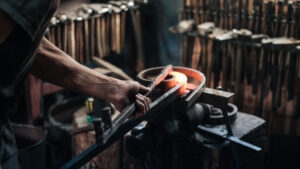 Forge stage forge et ferronnerie d'art dans le Tarn