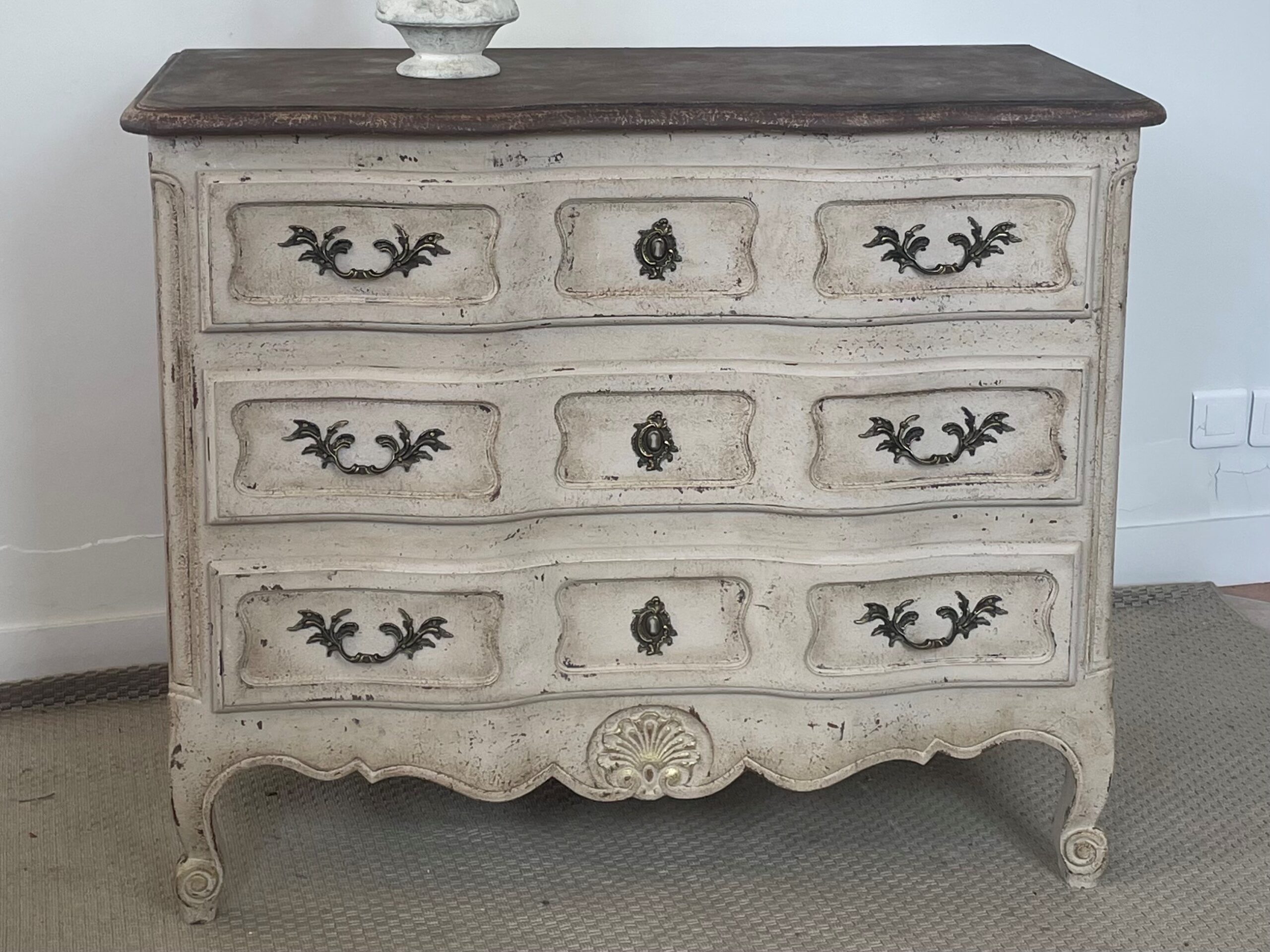 Stage créatif de peinture sur meuble
