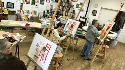 Stagiaires et élèves pendant l'atelier et le stage de peinture vers Perpignan