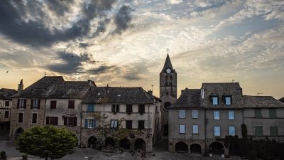 Bracketing et postproduction pendant le stage de photographie avec un photographe