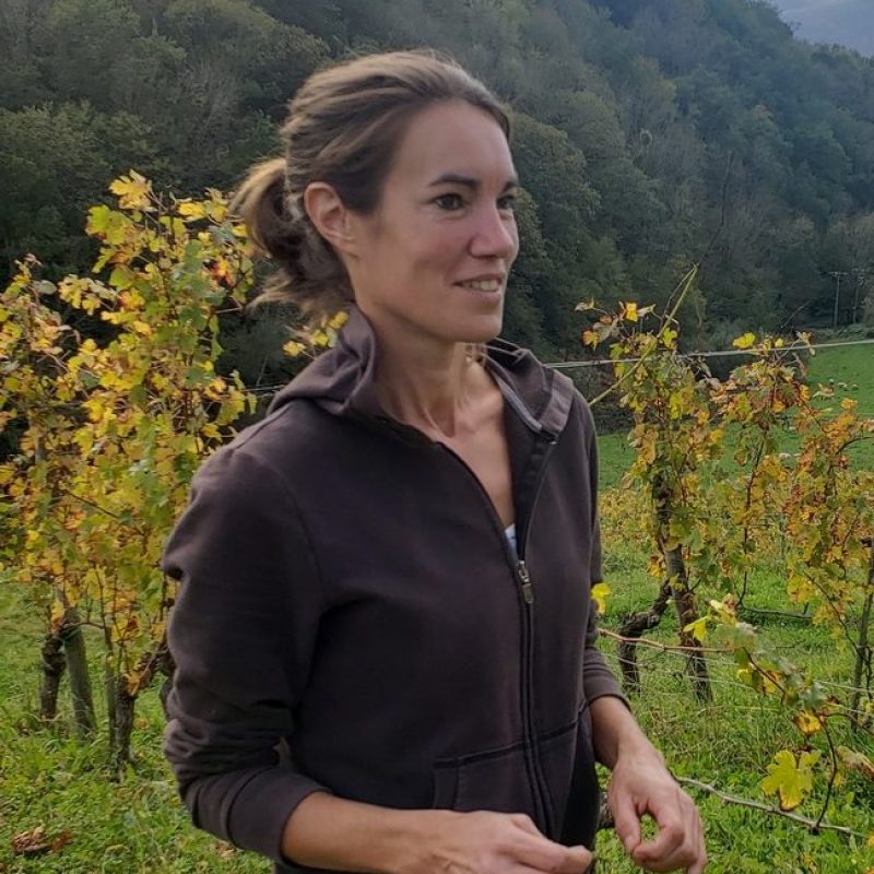 Carolina HILLAU vigneronne dans le pays basque
