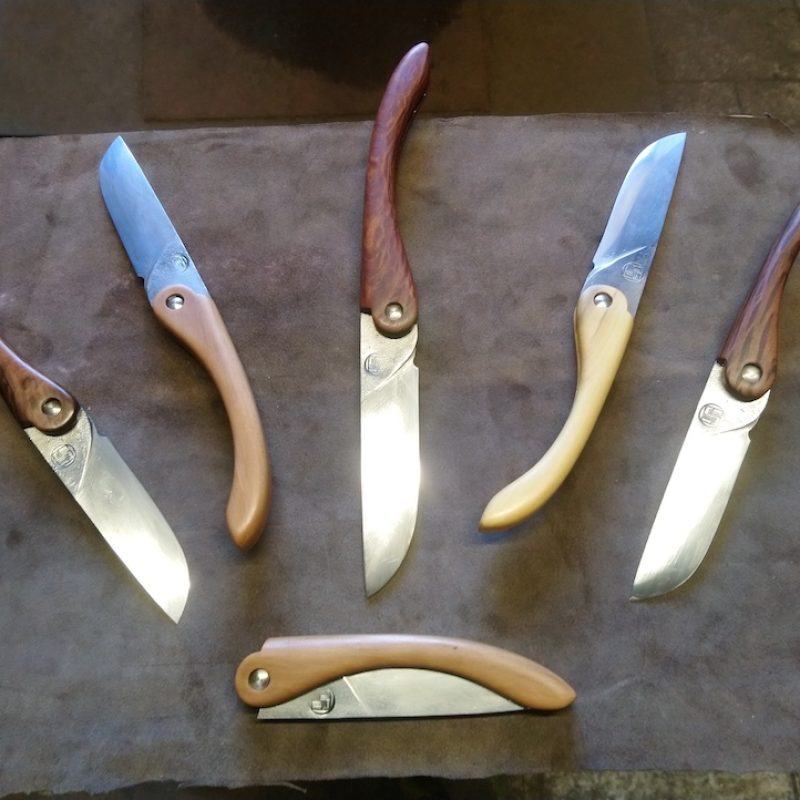 Quelques couteaux faits par Thierry Boulet, artisan coutelier et forgeron