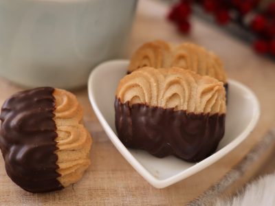 Spritz au chocolat formation pâtissier dans le Rhône - Entremets et petits gâteaux - Formation hybride