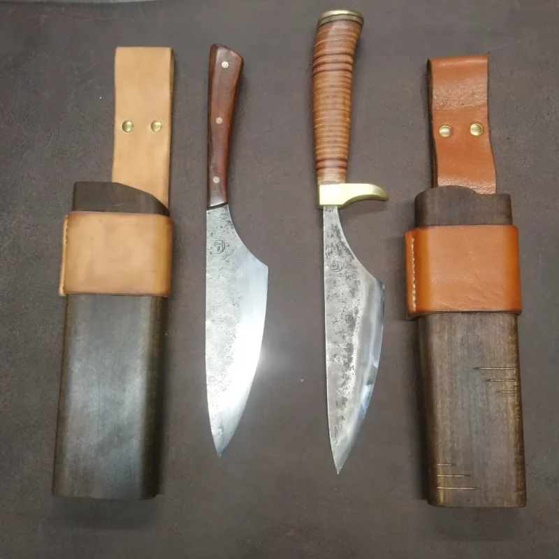 Quelques couteaux faits par Thierry Boulet, artisan coutelier et forgeron