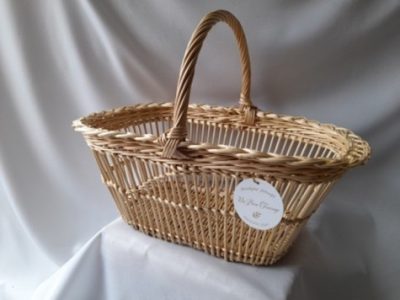 Panier clair structuré formation à la vannerie d'osier en Bourgogne