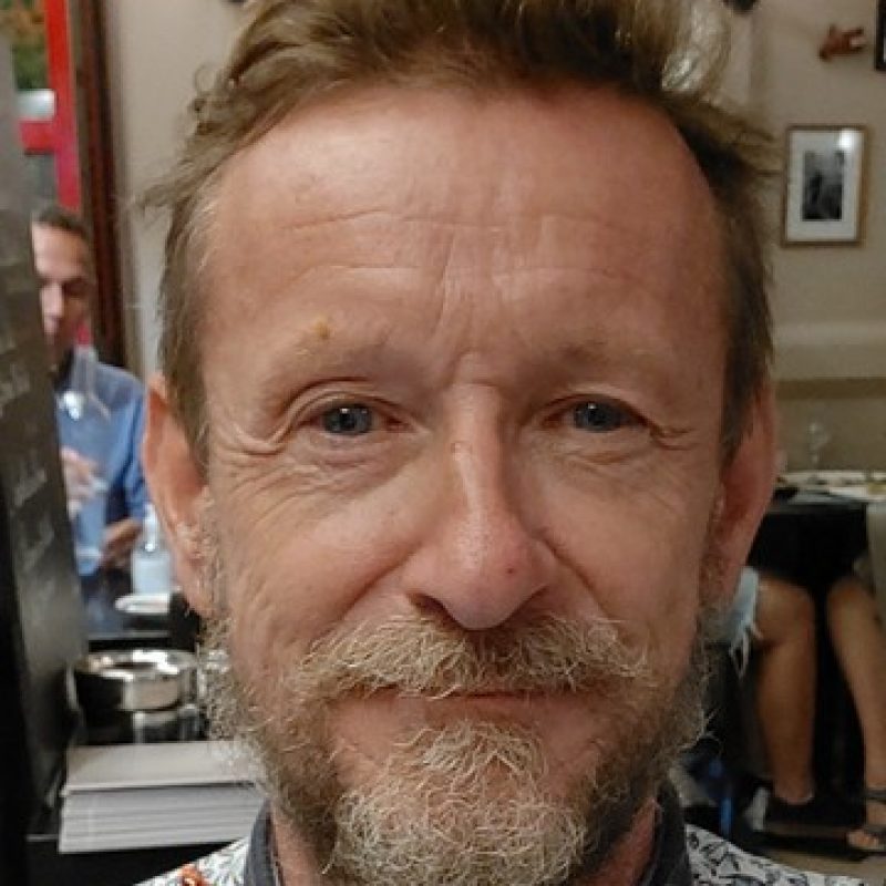 Jean François Pesez, artisan céramiste et potier spécialiste sur l'argile Sigillée en Catalogne