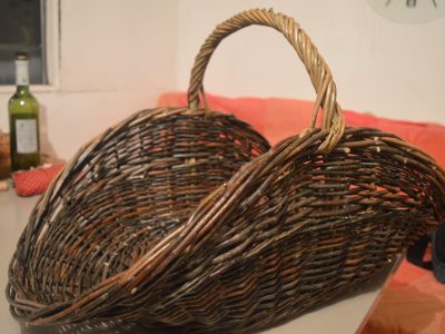 Corbeille à bois formation à la vannerie d'osier en région PACA