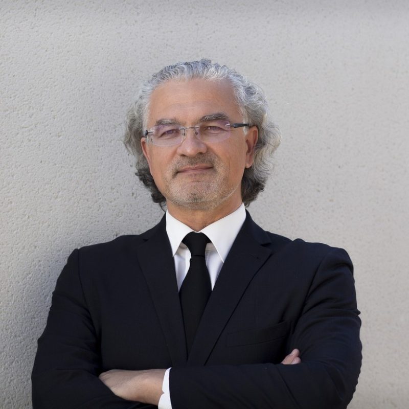 Rolandas MULEIKA, directeur artistique chanteur
