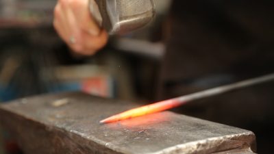 Forge pointe stage d'initiation à la forge coutelière