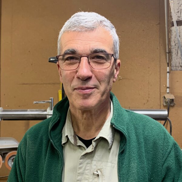Maitre artisan ébéniste François Prom
