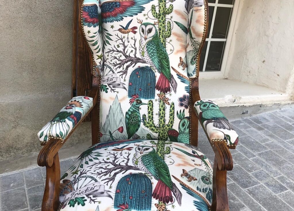 Stage en tapisserie d'ameublement : restauration de fauteuil Voltaire