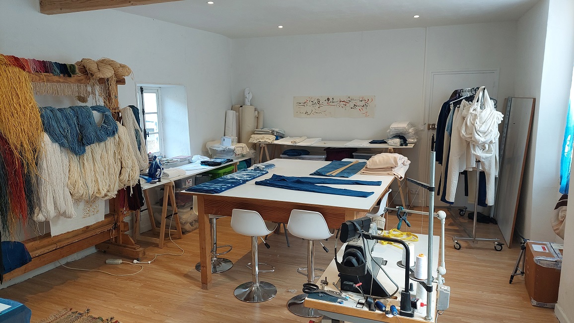 atelier-stage-teinture-indigo-teinturier-2 Atelier du stage de teinture à l'indigo chez un teinturier