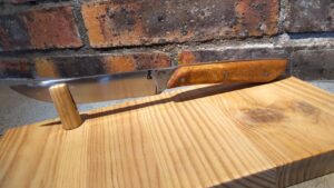 Couteau fixe lors du stage d'initiation à la forge coutelière