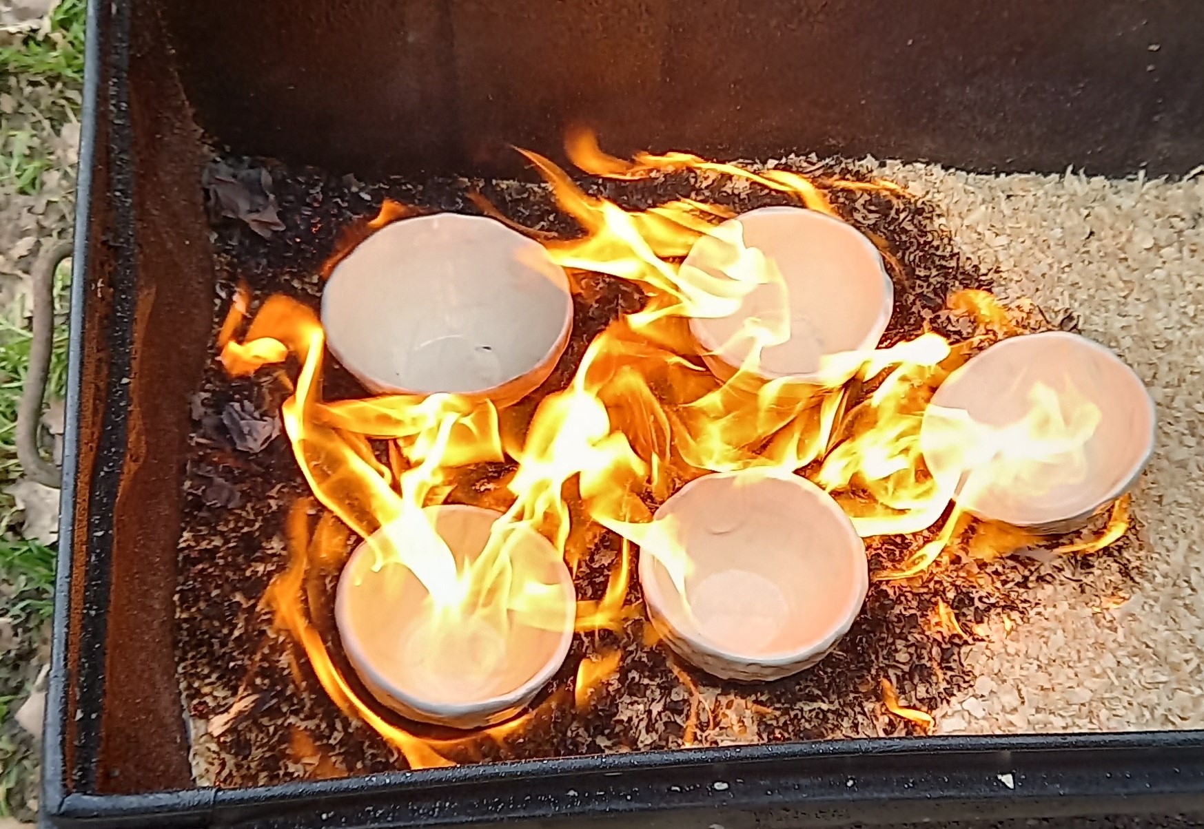 Cours et stage de céramique et poterie Raku proche de Carcassonne