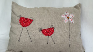 Coussin pendant le stage et l'atelier de broderie en piqué libre vers Toulouse