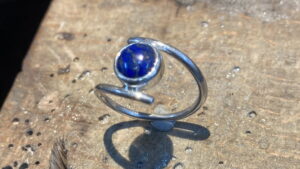Stage chez un bijoutier à Montpellier : créez vos bijoux en argent