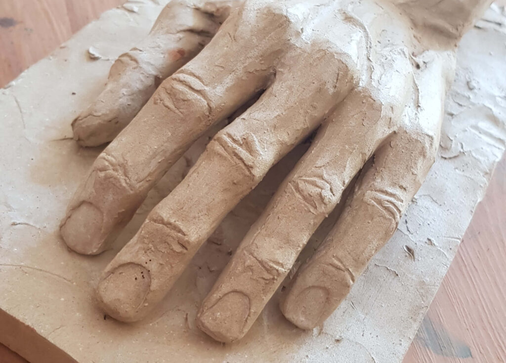 Atelier de sculpture en terre glaise en demi-journée