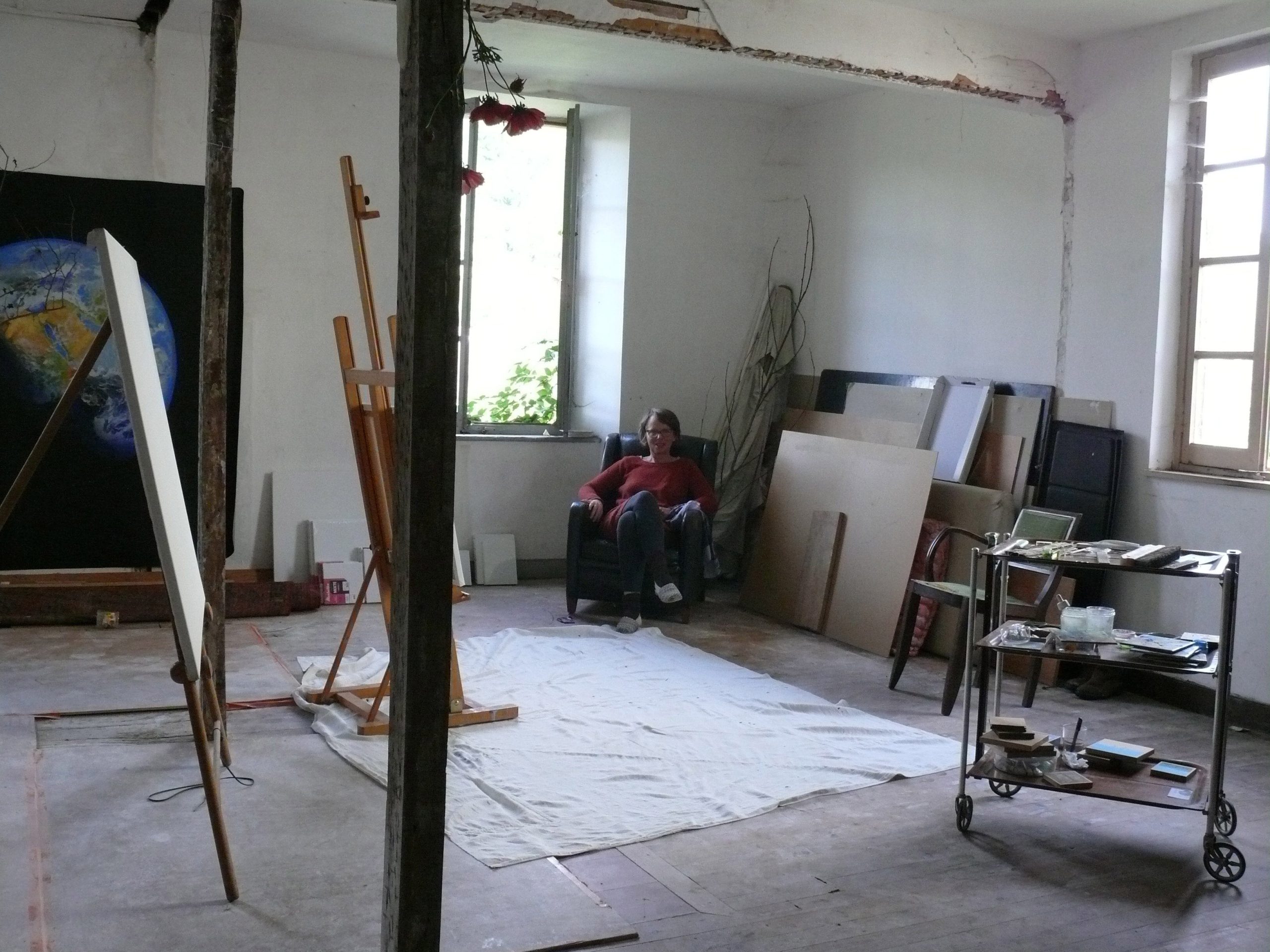 atelier-chloe-preteceille-peintre Chloé Préteceille, artiste peintre dans son atelier