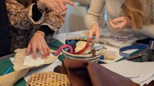 Cours Hélène stage création d'un sac en cuir