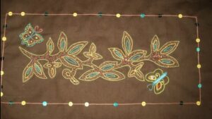 Fresque brodé Coussin brodé atelier sur la broderie haute couture (au point de Beauvais)