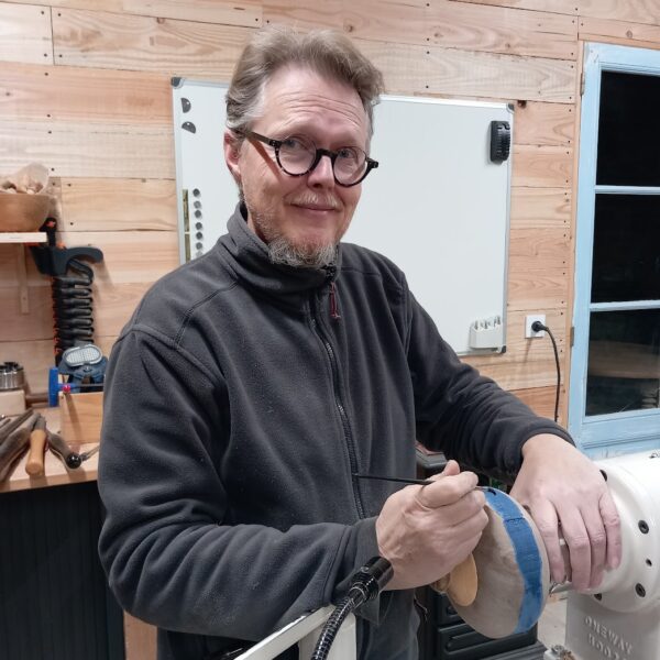 Ludovic Cardine artisan tourneur sur bois
