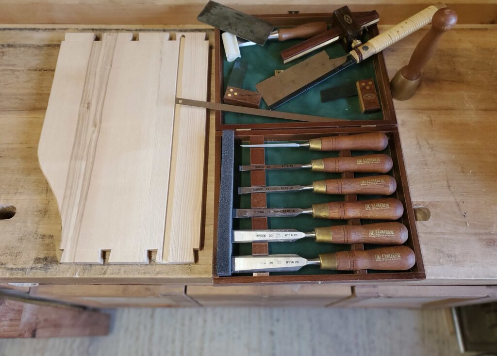 Stage d'ébénisterie, les outils