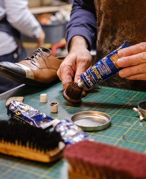 Stage en cordonnerie pour savoir réparer les chaussures