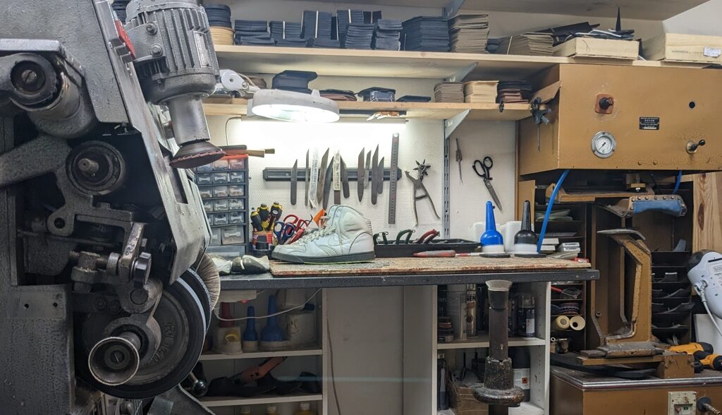 Atelier de Cordonnerie 360° à Castelnaudary vers Toulouse