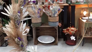 Scénographie florale pendant l'atelier en Seine Maritime (76) à Rouen