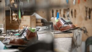 Stage de bottier : confection de chaussures en cuir